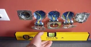 Установка розеток в Чайковском в октябре