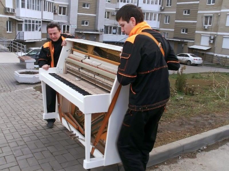 Перевозка пианино и рояля в Чайковском — цена от 810 руб., грузчики, упаковка — Мастер24